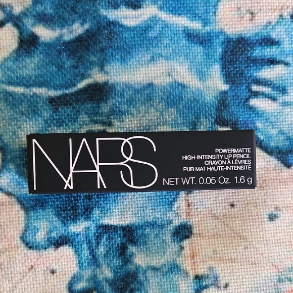 NARS Powermatte High Intensity Lip Pencil Crayon In Cruella - Picture 2 of 10